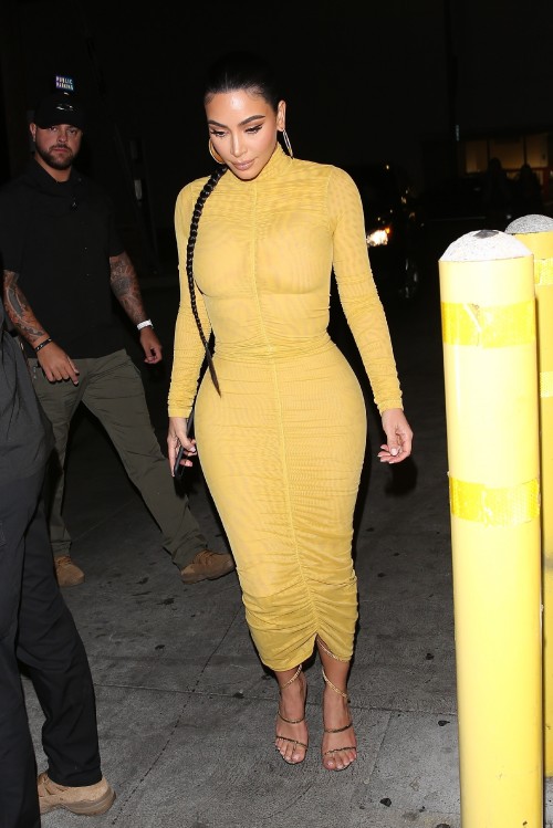 Glendale, CA  - Kim Kardashian arrives at Carousel restaurant in Glendale for a family dinner includ