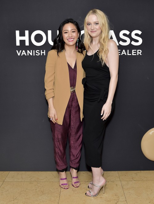 LOS ANGELES, CALIFORNIA - JANUARY 15: Constance Wu and Dakota Fanning attend Hourglass x Rosie Hunti