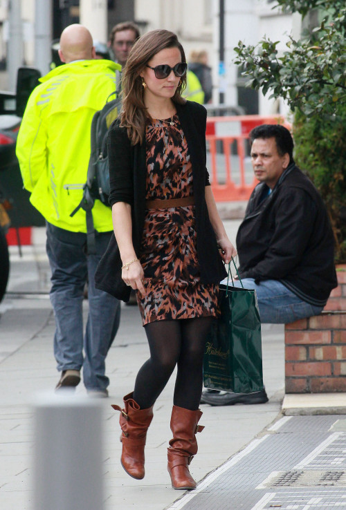 BAUER-GRIFFIN.COMSocialite Pippa Middleton is seen arriving for work in Chelsea.NON-EXCLUSIVE    Oct