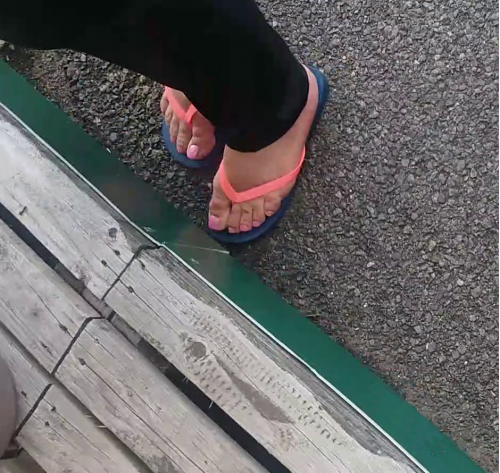 c4s studio18131 tiredStinkySoles