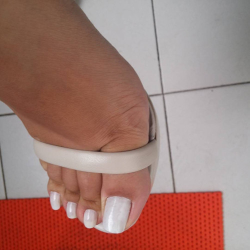 WWW.MSBELATRIX.COM#mistress #footgoddess #footmodel #bdsmcommunity #longtoes #footfetishnation #feet