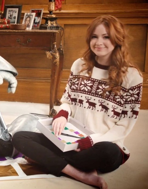 Karen Gillan Feet 550698