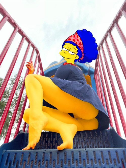 Marge Simpson 1 (2)