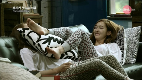Jessica Jung Feet 1623050