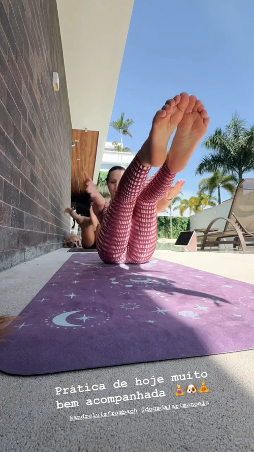 Larissa Manoela Feet 8595719